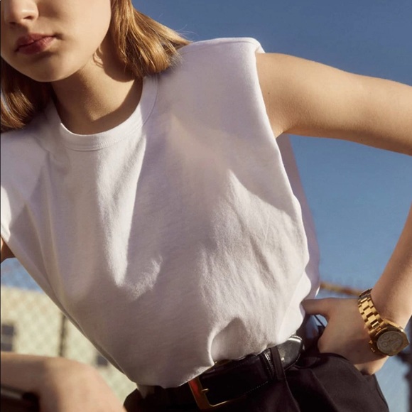 ❣️PADDED TSHIRT WHITE❣️ - Picture 3 of 3